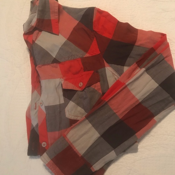 Lightweight Flannel - Picture 1 of 3